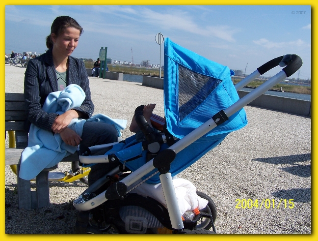 599x448 pixels (257K)